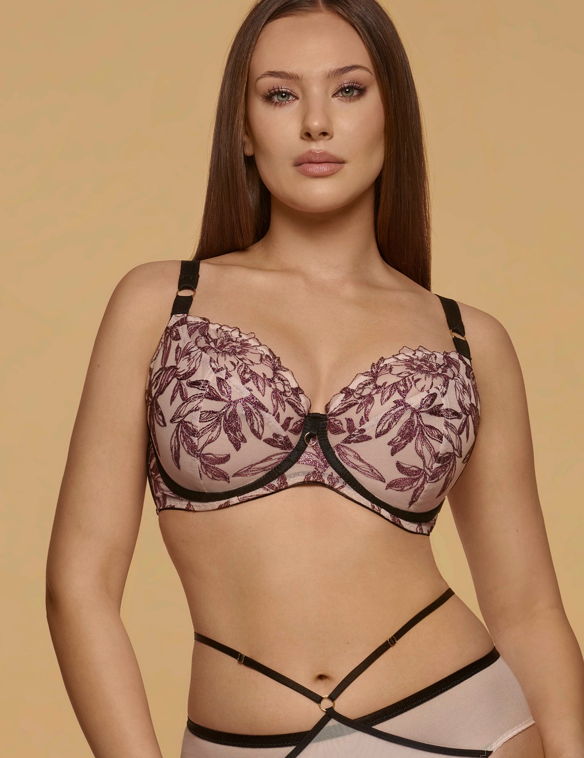 Avril K26 Soft bh

Soft bh, zachte bh, zonder vulling, lichte bh, niet voorgevormde cups, beugel bh, niet gevulde bh, natuurlijk silhouet, zachte ondersteuning, comfortabele pasvorm, luxe lingerie, exclusieve lingerie, Europese merken, online soft bh kopen, kanten bh, grote cupmaten, Beata lingerie, uniek, stijlvol, tijdloos, roze
