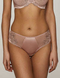 Emilia string / mocca