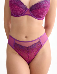 Fiora C511 Tanga slip

Tanga slip, dames tanga slip, damesondergoed, luxe tanga slip, comfortabele tanga slip, fijne pasvorm, elastische tanga slip met luxe afwerking, zachte onderbroek, sexy ondergoed, katoen kruisje, kant details, dames slip met optimale bewegingsvrijheid, slip voor dames in de maat S, M, L, XL, 2XL, 3XL, online kopen, Beata lingerie, vrouwelijke tanga slip, Europese merken, exclusieve lingerie, luxe lingerie, uniek, stijlvol, tijdloos, fuchsia
