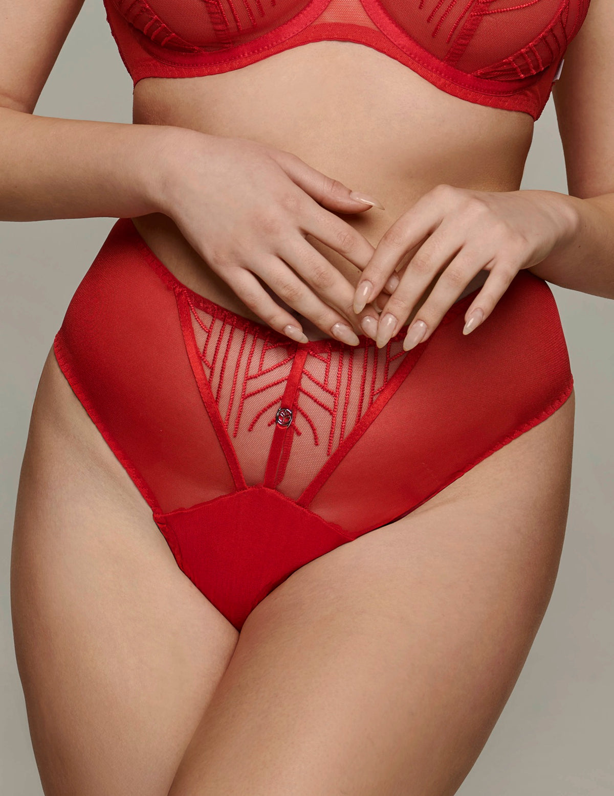 Fire rood Hoge string

Hoge string, string, dames string, damesondergoed, luxe string, comfortabele string, fijne pasvorm, elastische string met luxe afwerking, zachte onderbroek, sexy ondergoed, katoen kruisje, kant details, dames string met optimale bewegingsvrijheid, string voor dames in de maat S, M, L, XL, 2XL, 3XL, online kopen, Beata lingerie, vrouwelijke string, Europese merken, exclusieve lingerie, luxe lingerie, uniek, stijlvol, tijdloos, rood
