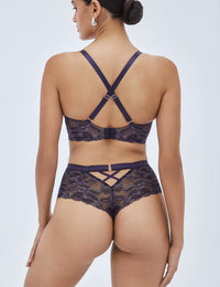 Glow Push-up bh 90B + hoge string maat 44