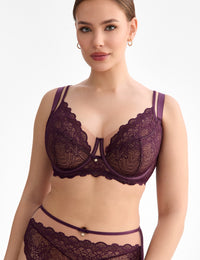 Maribel B161 Soft bh

Soft bh, zachte bh, zonder vulling, lichte bh, niet voorgevormde cups, beugel bh, niet gevulde bh, natuurlijk silhouet, zachte ondersteuning, comfortabele pasvorm, luxe lingerie, exclusieve lingerie, Europese merken, online soft bh kopen, kanten bh, grote cupmaten, Beata lingerie, uniek, stijlvol, tijdloos, paars
