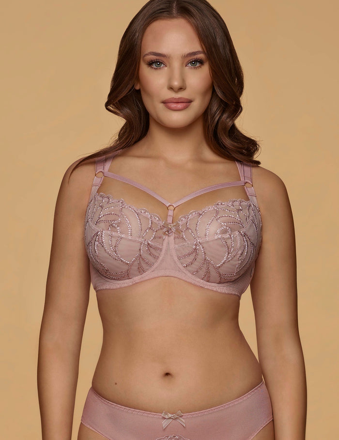 Quinn Soft bh K26
Soft bh, zachte bh, zonder vulling, lichte bh, niet voorgevormde cups, beugel bh, niet gevulde bh, natuurlijk silhouet, zachte ondersteuning, comfortabele pasvorm, luxe lingerie, exclusieve lingerie, Europese merken, online soft bh kopen, kanten bh, grote cupmaten, Beata lingerie, uniek, stijlvol, tijdloos, roze
