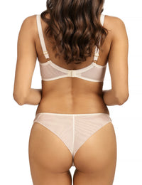 Tamal soft balconette B139 ecru 65D + string M C322  / Creme